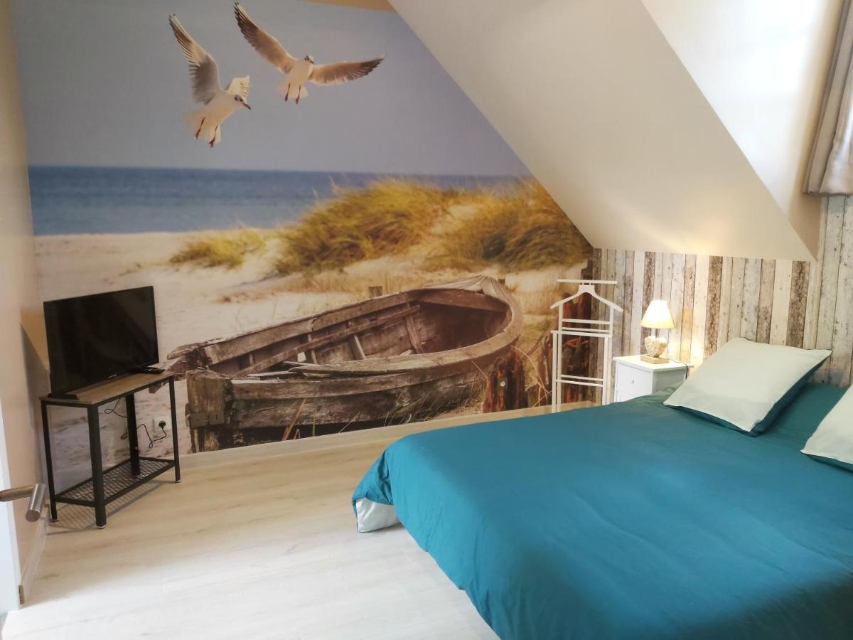 Bed and Breakfast Le Bonheur Des Plumes Montmartin-en-Graignes Zewnętrze zdjęcie